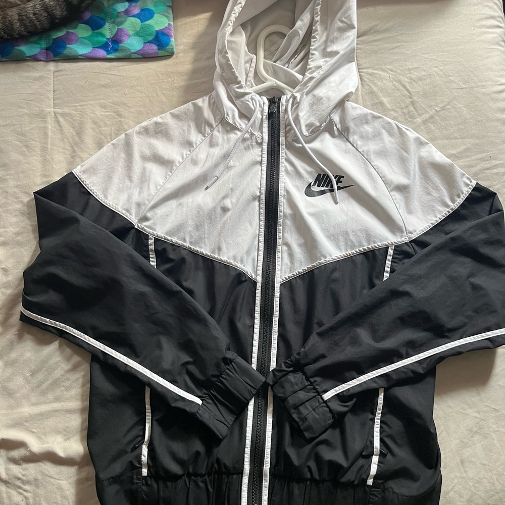 Nike Monochrome Hooded Jacket